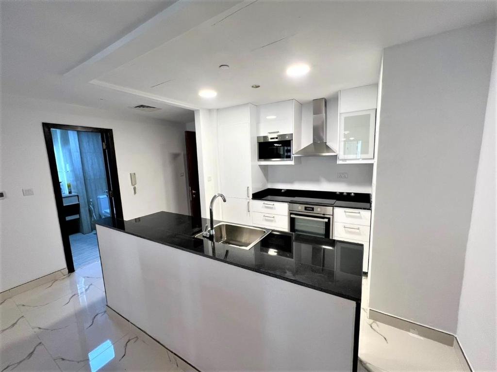 Дубай: Al Mashreq Fully Upgraded Studio Apartment - Rimal 2 JBR