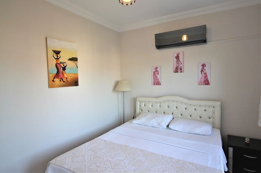 Дальян: Captivating Villa Pervin Private Pool Sleeps 9
