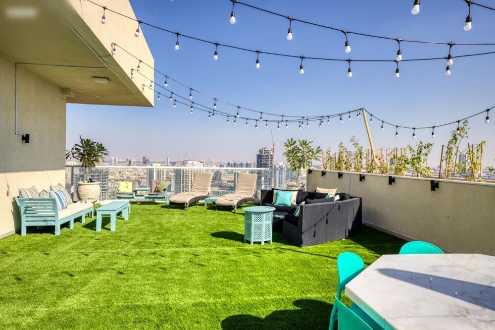 Дубай: Cali Style 4 BR Penthouse Large Patio