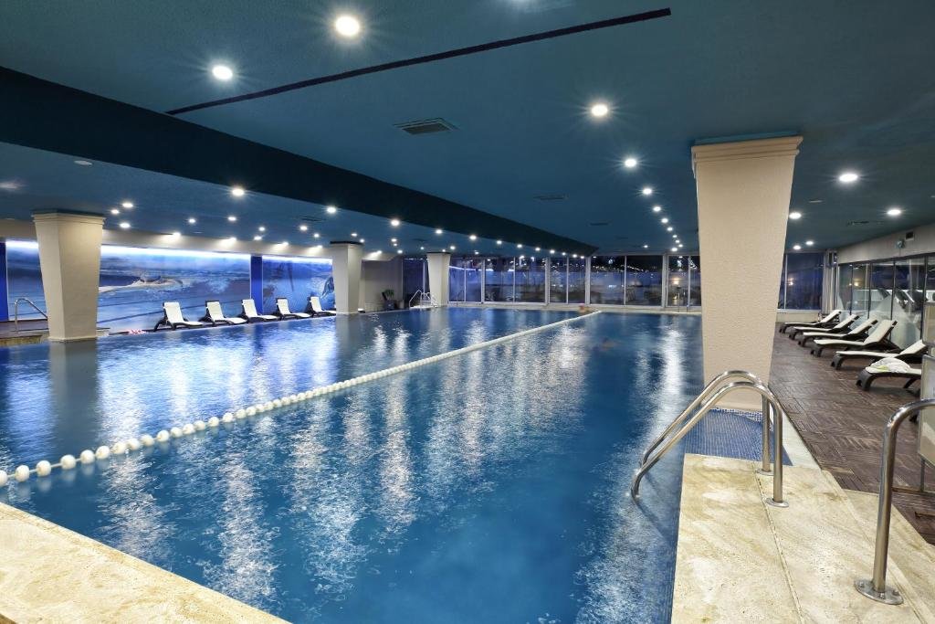Белек: Dedeman Istanbul