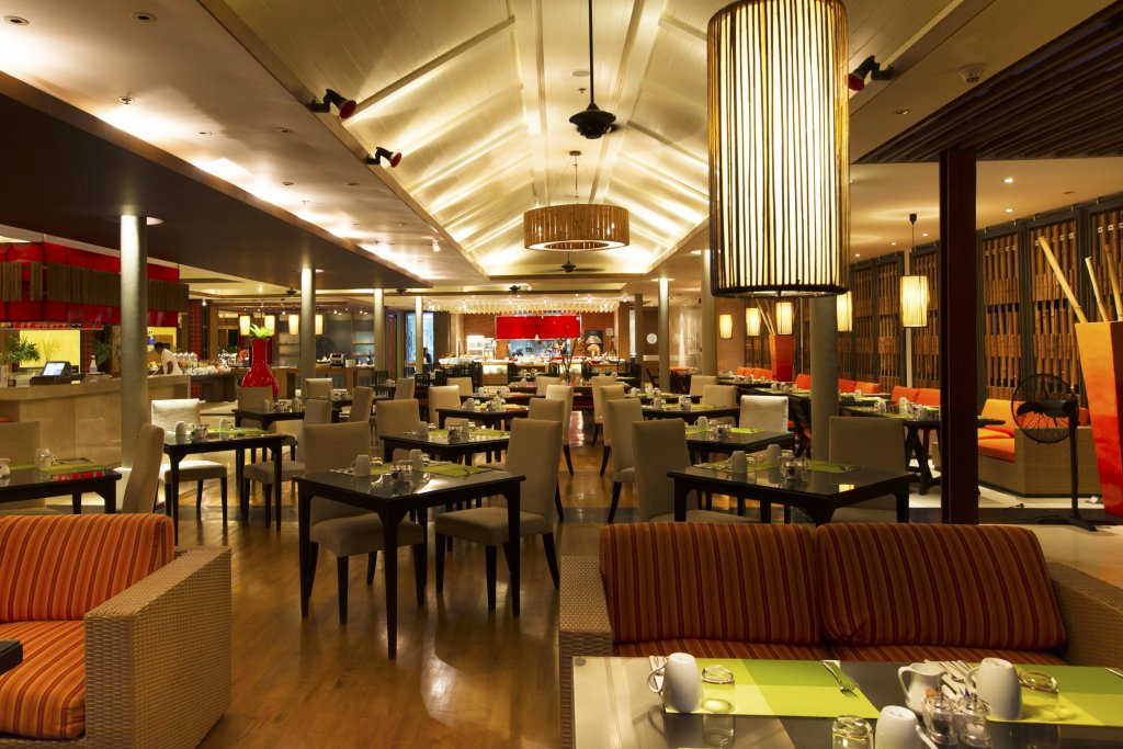 Тхаланг: Holiday Inn Resort Phuket Surin Beach, an IHG Hotel