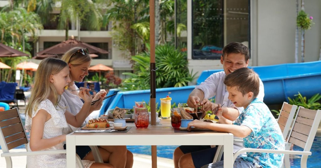 Тхаланг: Holiday Inn Resort Phuket Surin Beach, an IHG Hotel