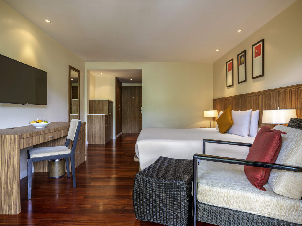 Тхаланг: Holiday Inn Resort Phuket Surin Beach, an IHG Hotel