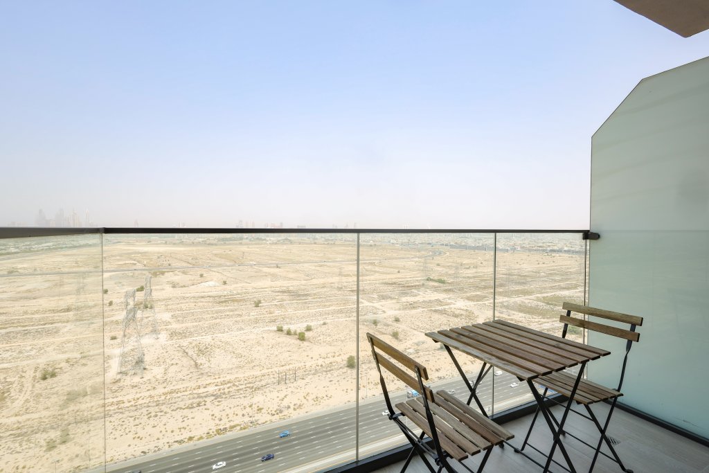 Дубай: Апартаменты Elite LUX Holiday Homes - Sleek & Modern Luxurious Studio in JVC Dubai