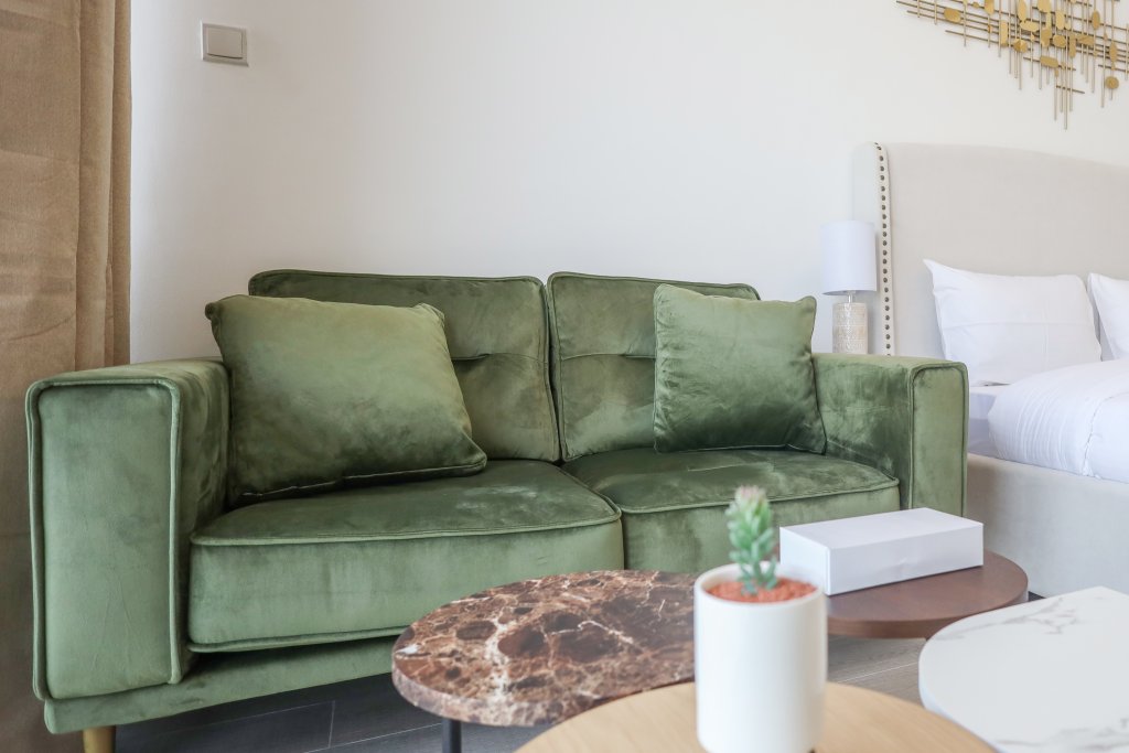 Дубай: Апартаменты Elite LUX Holiday Homes - Sleek & Modern Luxurious Studio in JVC Dubai