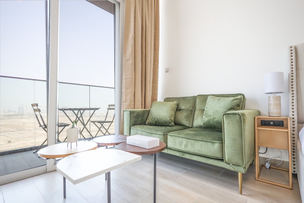 Дубай: Апартаменты Elite LUX Holiday Homes - Sleek & Modern Luxurious Studio in JVC Dubai