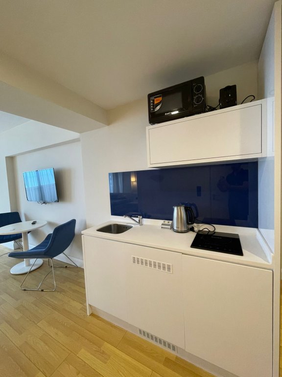 Апарт-отель Hotel Seaview Studio in Orbi City — фото 4