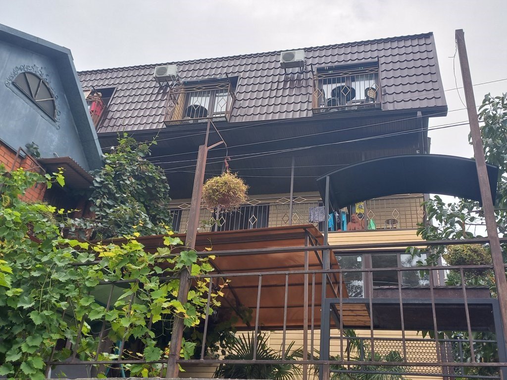 Лазаревское: Aleksandriya Guest House