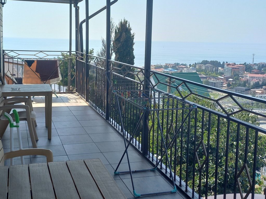 Лазаревское: Aleksandriya Guest House