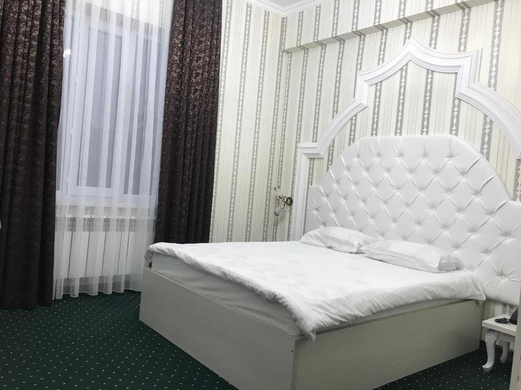 Туркестан: Отель Emir Plaza