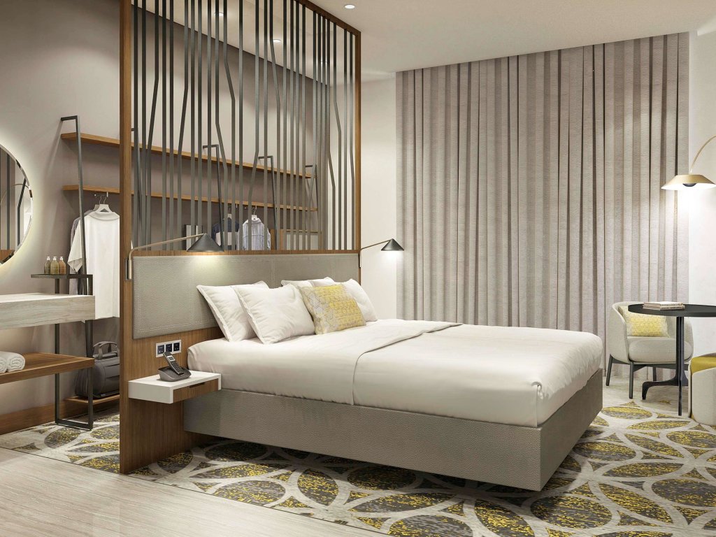 Дубай: Grand Mercure Dubai City