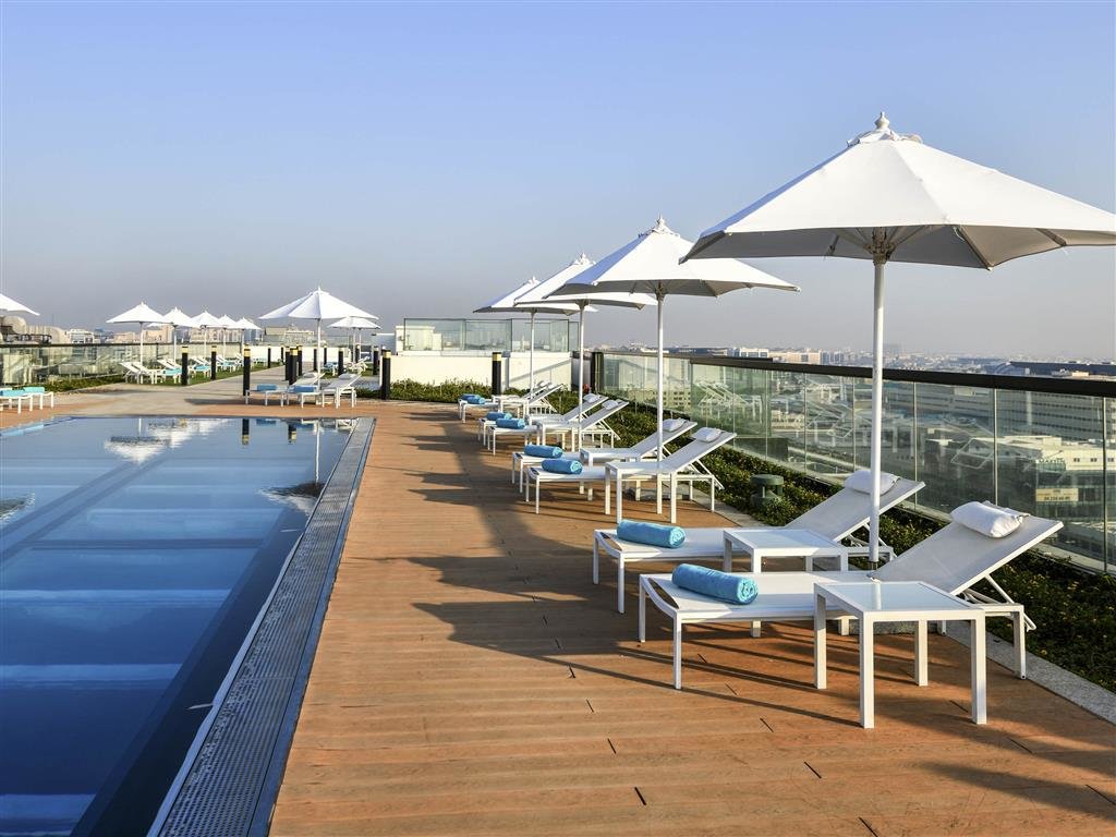 Дубай: Grand Mercure Dubai City