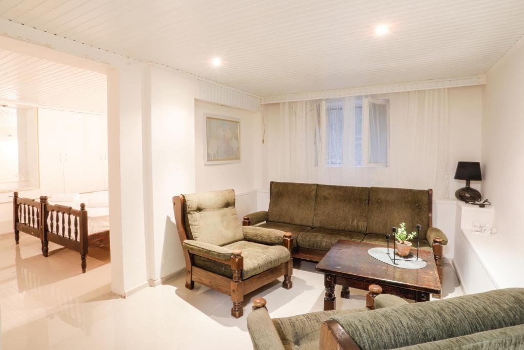 Тбилиси: cosy flat in vake district