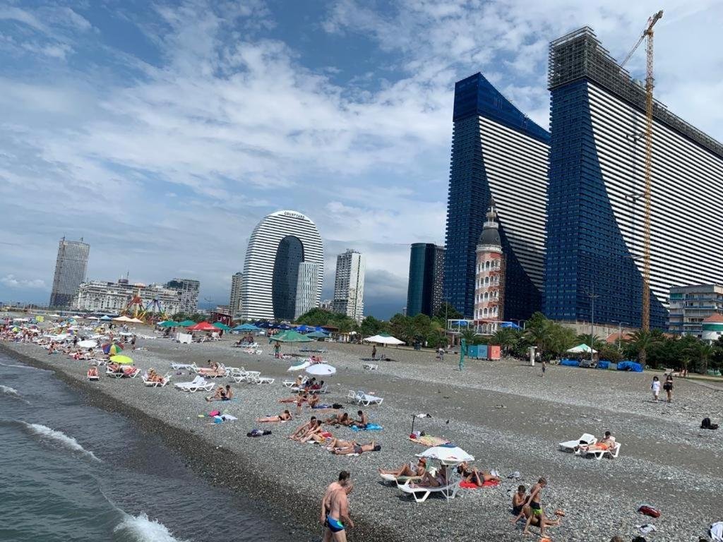 Батуми: orbi city elit class suıt