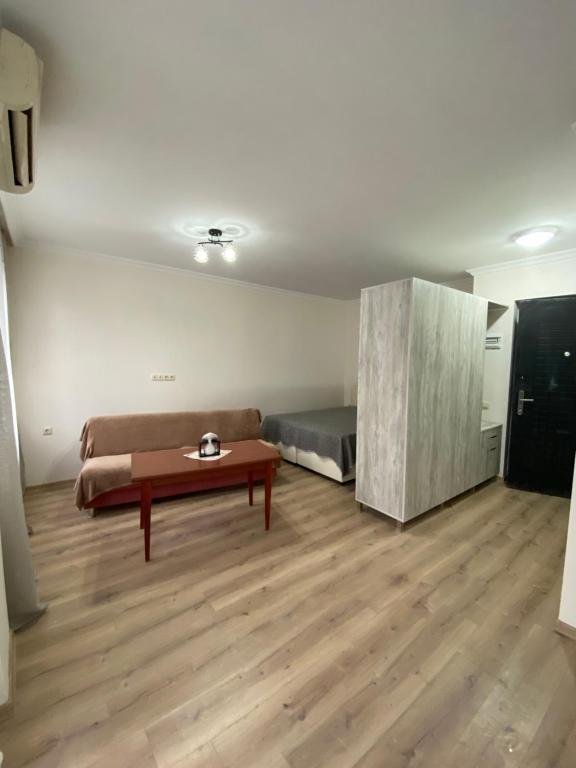 Батуми: tako’s cozy apartment in the center of batumi