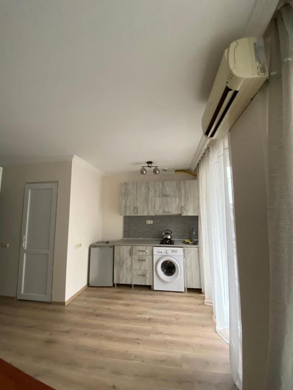 Батуми: tako’s cozy apartment in the center of batumi