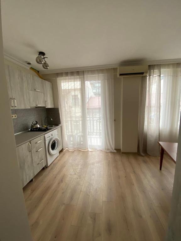 Батуми: tako’s cozy apartment in the center of batumi