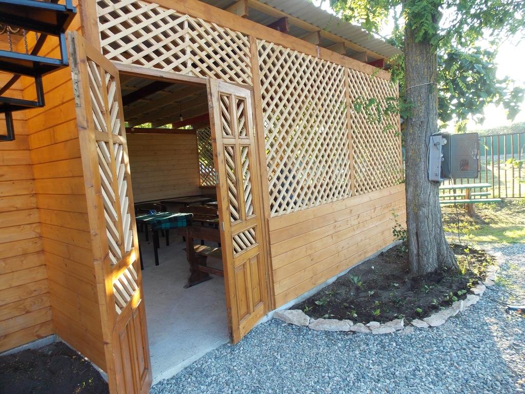 Молочный: Milan Guest House