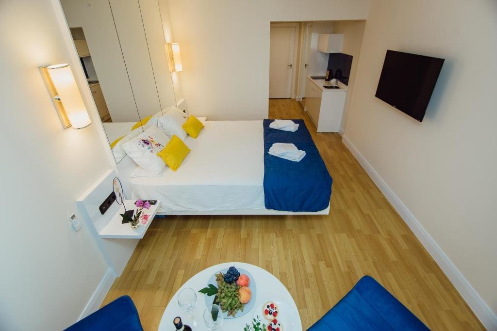 Батуми: Aparthotel Orbi City Sea View