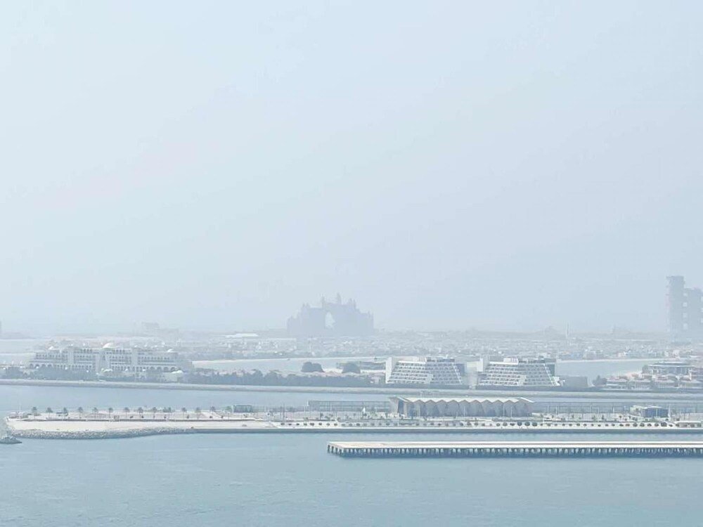 Дубай: Lovely 3BR Unit w Beach View JBR