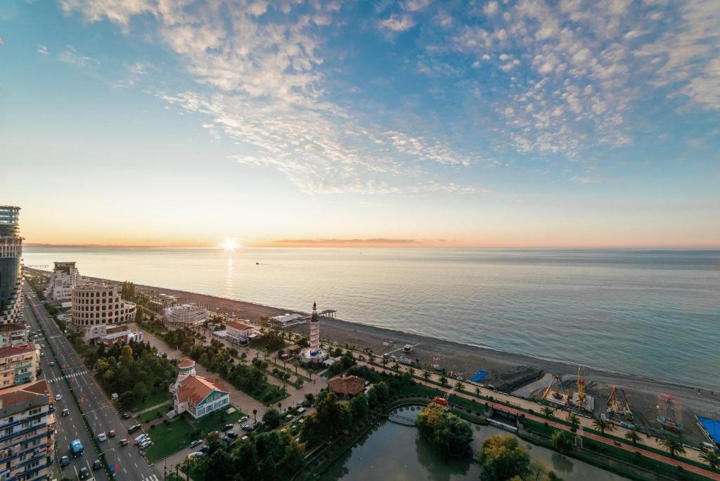 Батуми: Grand City Apart-Hotel Batumi