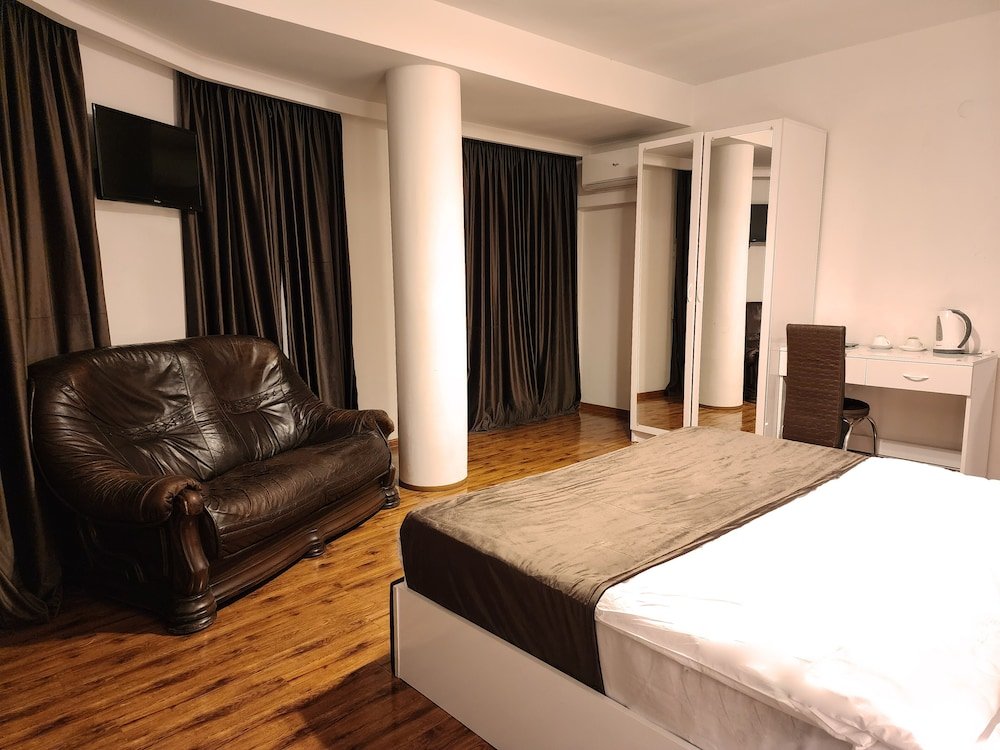 Тбилиси: Grand Palace Hotel