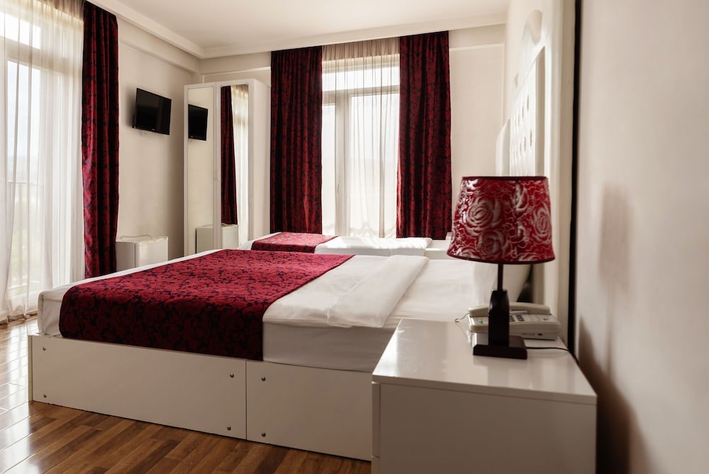 Тбилиси: Grand Palace Hotel