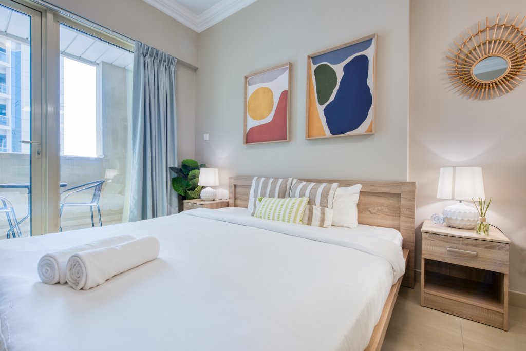 Дубай: Elite LUX Holiday Homes - Fabulous Studio - Access to Beach & Metro in Dubai Marina