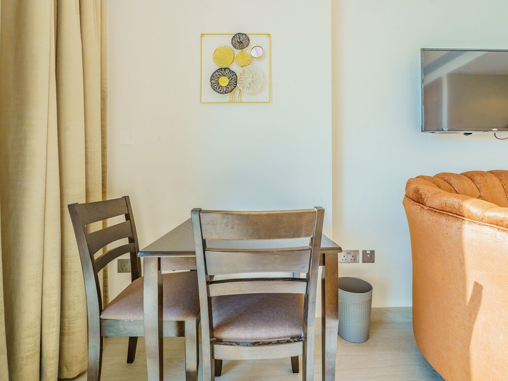 Дубай: Monty - Snug Studio Amidst Incredible Landcapes in AlJadaf