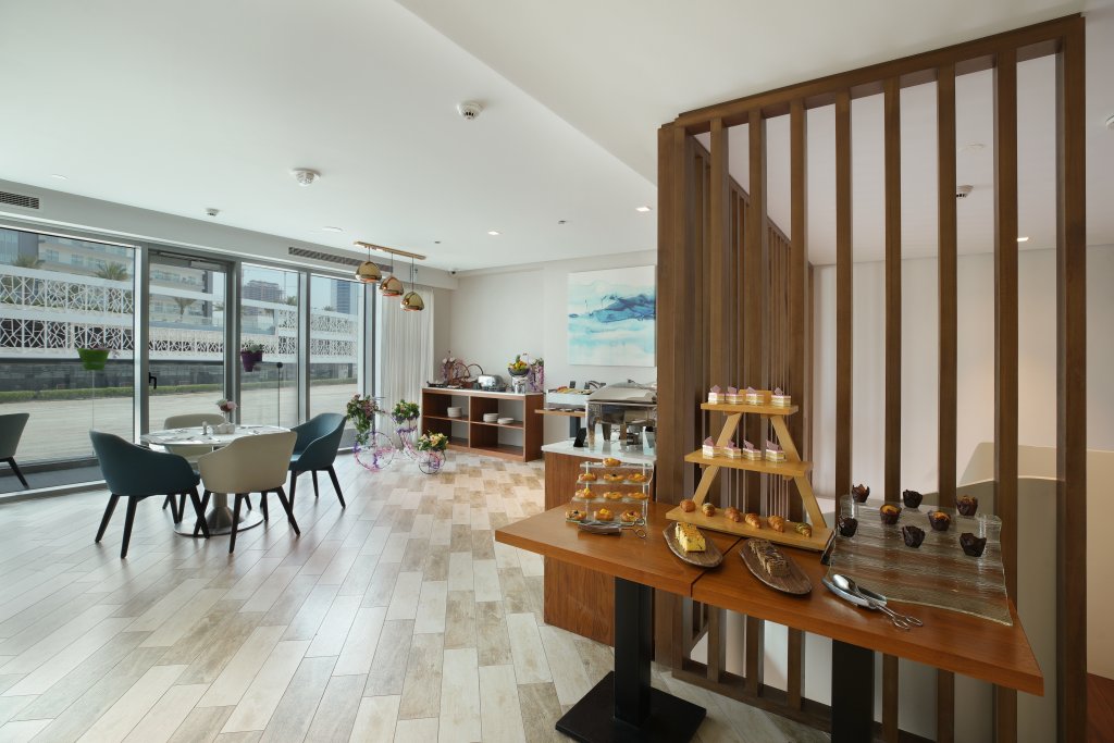 Дубай: Millennium Mont Rose Executive Apartments