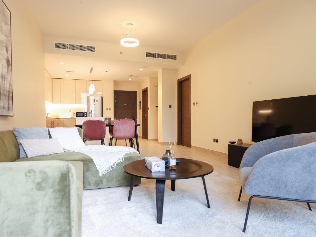 Дубай: Апартаменты Elite LUX Holiday Homes - Enchanting 1BR Apt Games Pool & Gym Access in Arjan Dubai