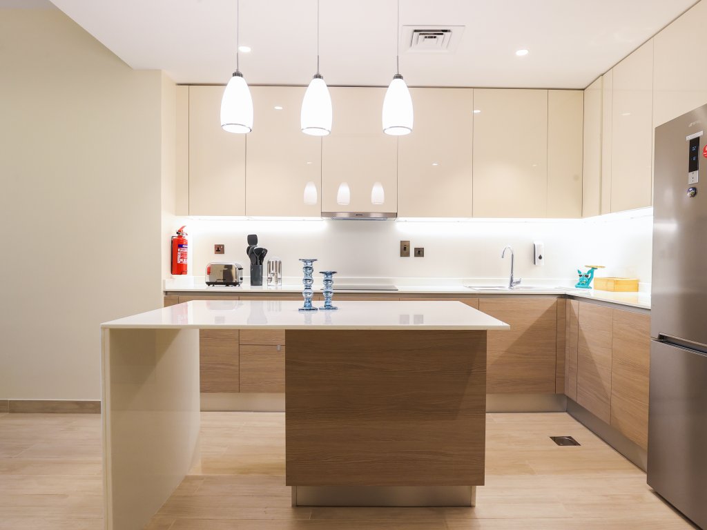 Дубай: Апартаменты Elite LUX Holiday Homes - Enchanting 1BR Apt Games Pool & Gym Access in Arjan Dubai