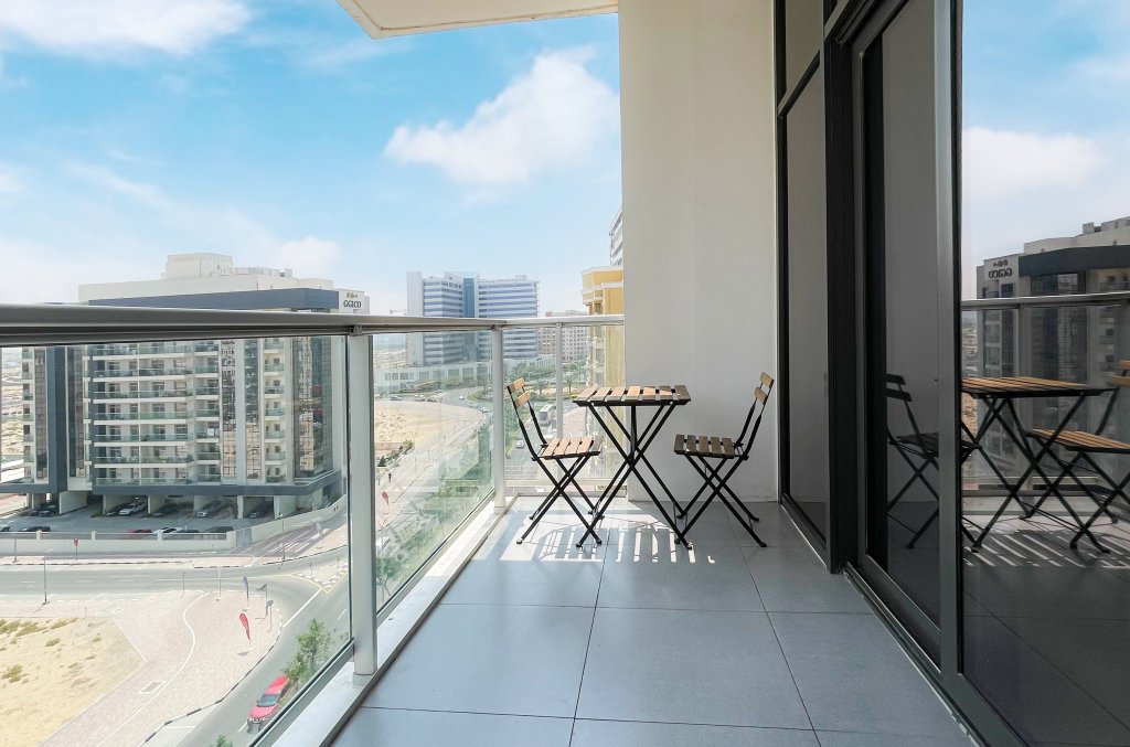 Дубай: Elite LUX Holiday Homes - Superb & Convenient 2 BR Duplex in Silicon Oasis Dubai
