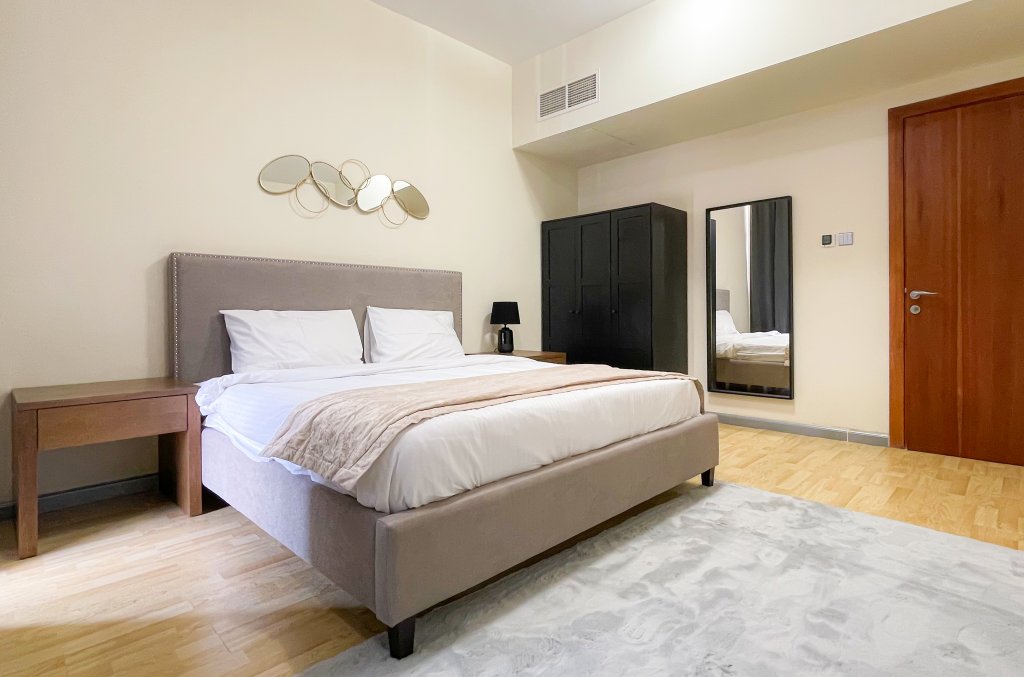 Дубай: Elite LUX Holiday Homes - Superb & Convenient 2 BR Duplex in Silicon Oasis Dubai