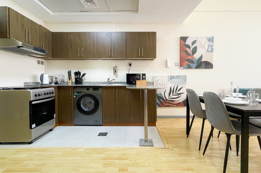 Дубай: Elite LUX Holiday Homes - Superb & Convenient 2 BR Duplex in Silicon Oasis Dubai