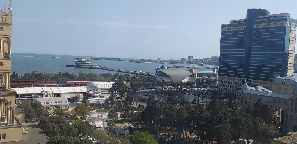 Баку: Апартаменты Квартира в Центре г.Баку с Видом на Море!