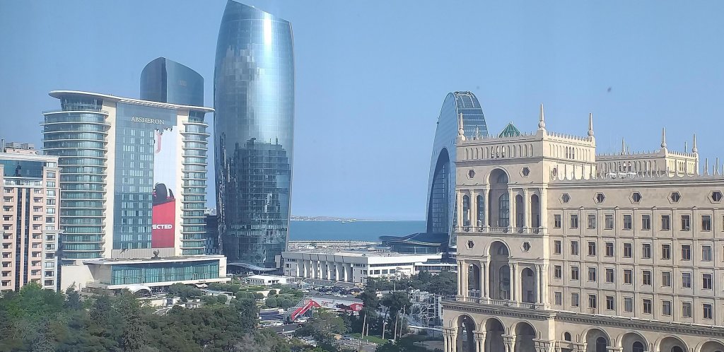 Баку: Апартаменты Квартира в Центре г.Баку с Видом на Море!