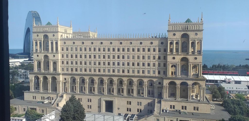 Баку: Апартаменты Квартира в Центре г.Баку с Видом на Море!