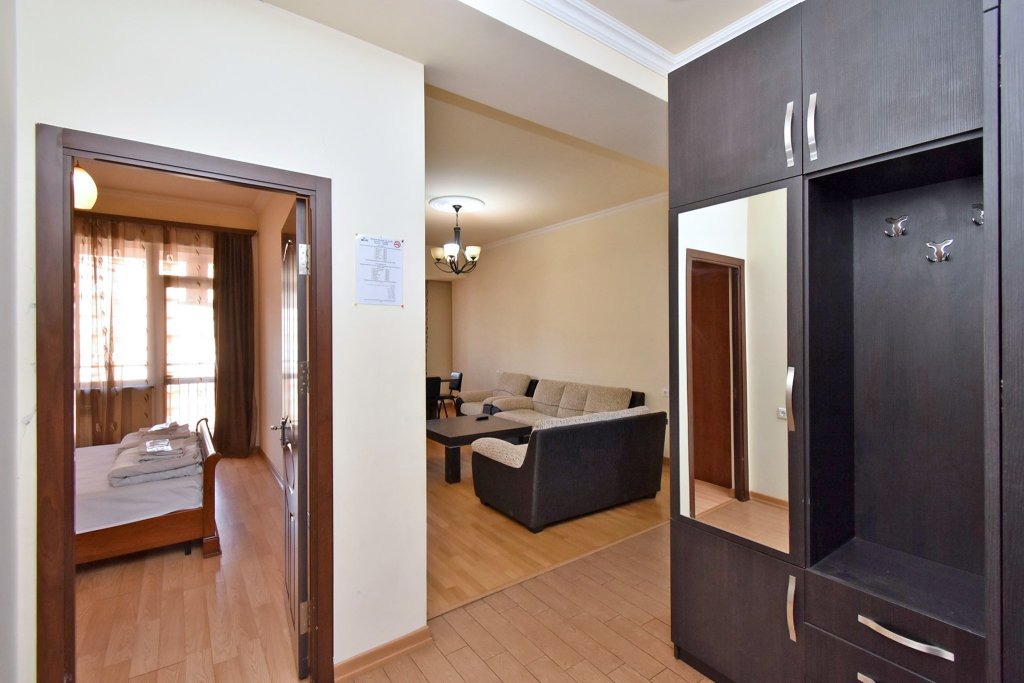 Ереван: Apartments RentInnYerevan 13 Pavstos Buzand street