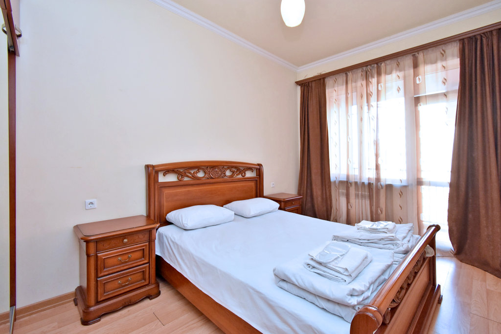 Ереван: Apartments RentInnYerevan 13 Pavstos Buzand street