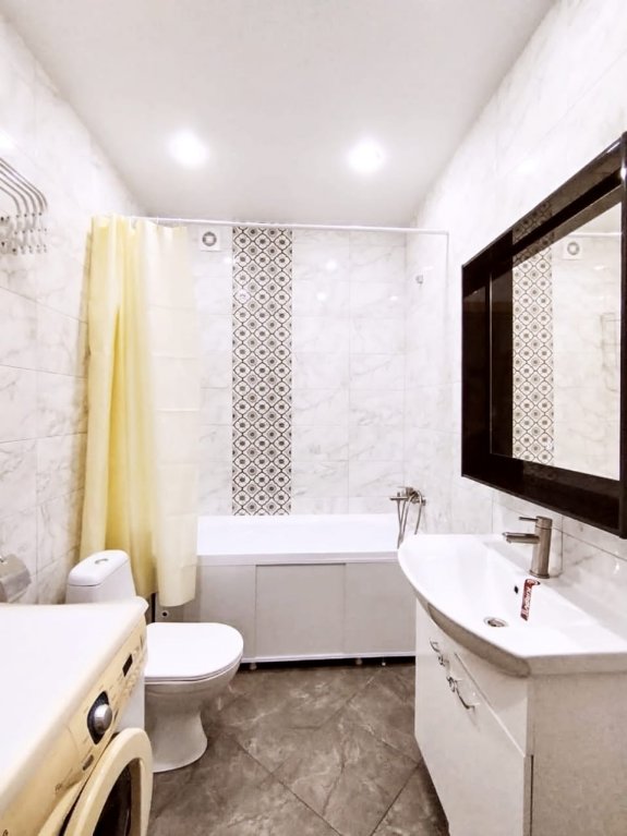 Сургут: Квартира Best House Surgut  Маяковского 8
