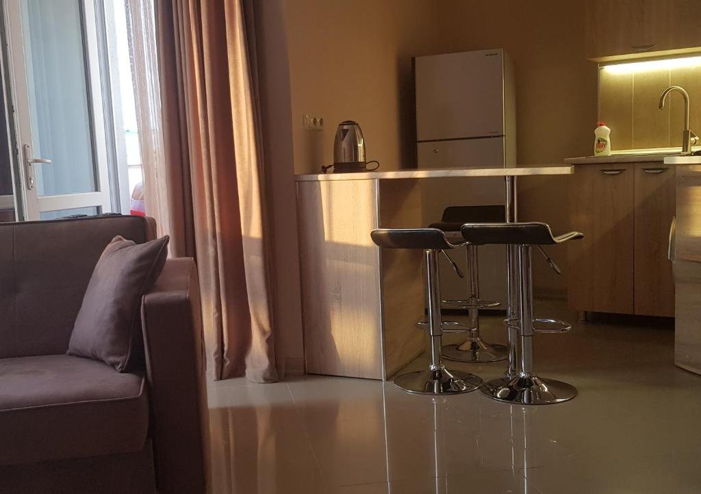 Батуми: Batumi Sea Side Apartment