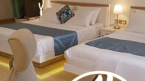 Дубай: Jbr penthouse with terrace pool