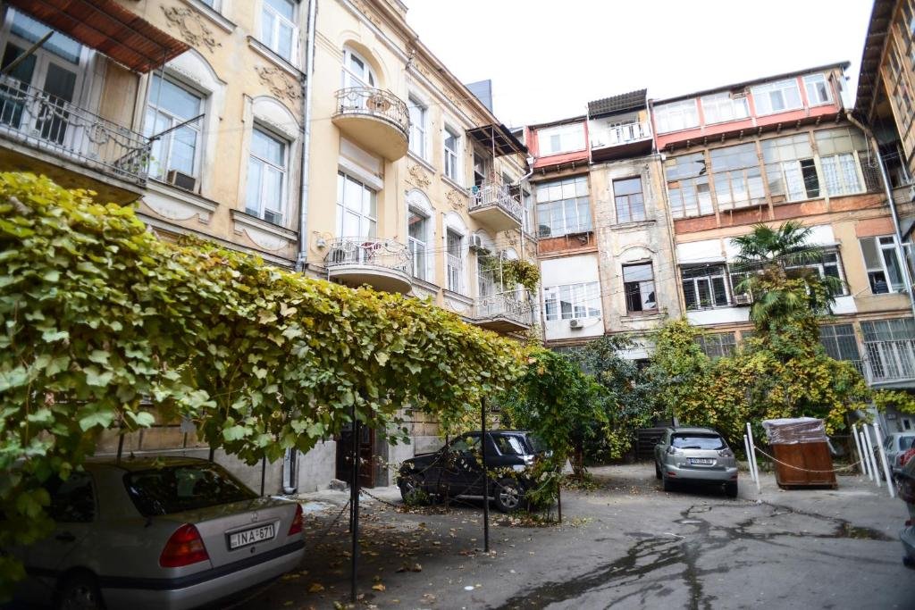 Тбилиси: Liberty Square Apartment