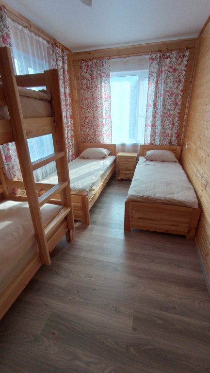 Паратунка: Гостевой дом Жихарка