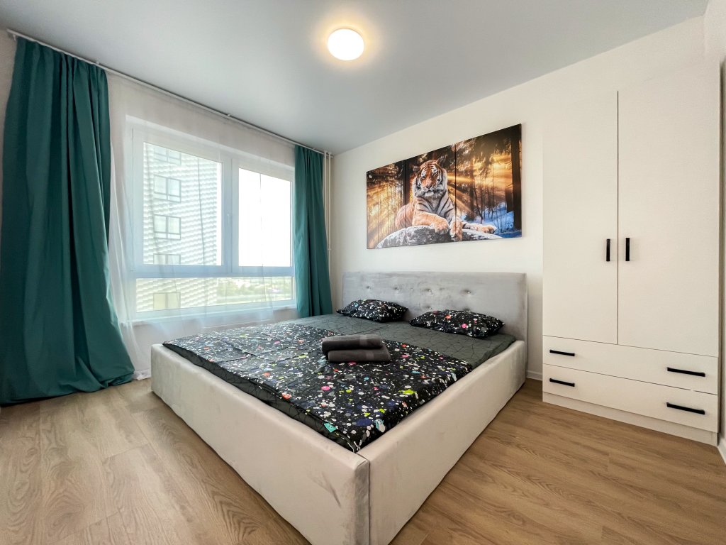 Апартаменты 2-к. квартира, 45 м², 20/33 эт. — фото 1