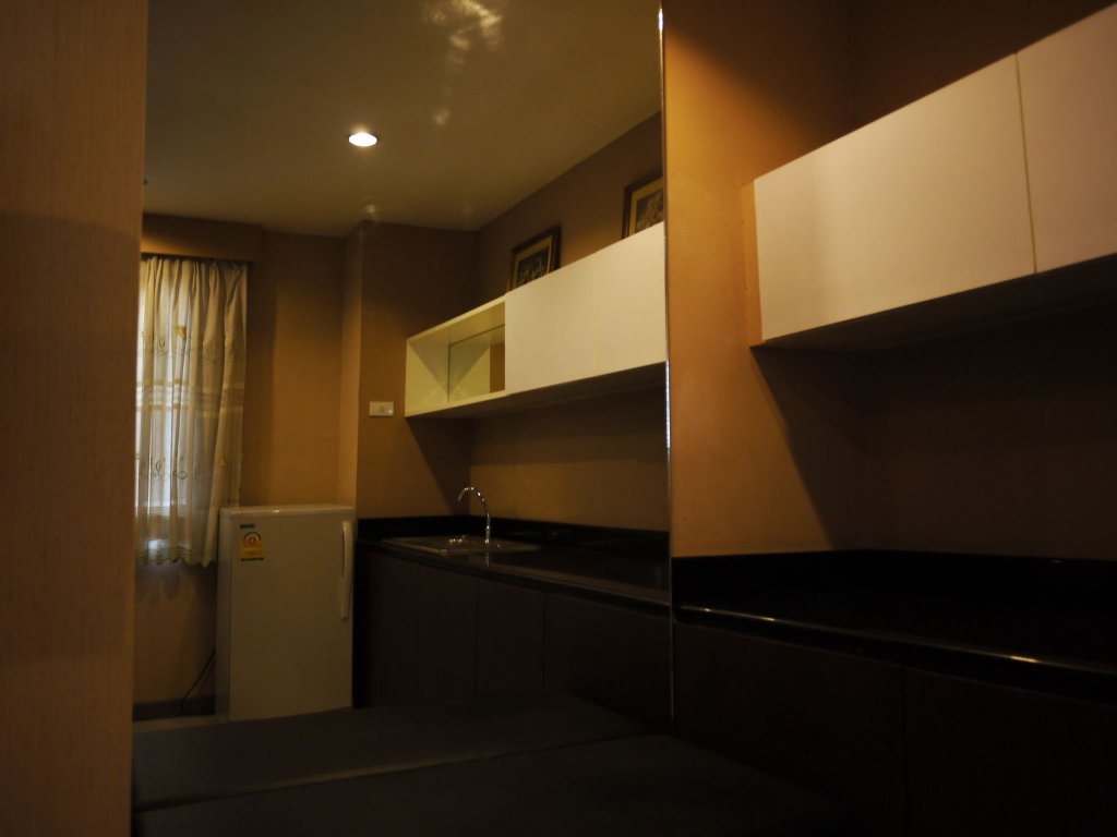 Бангкок: Royal Garden Home Hotel