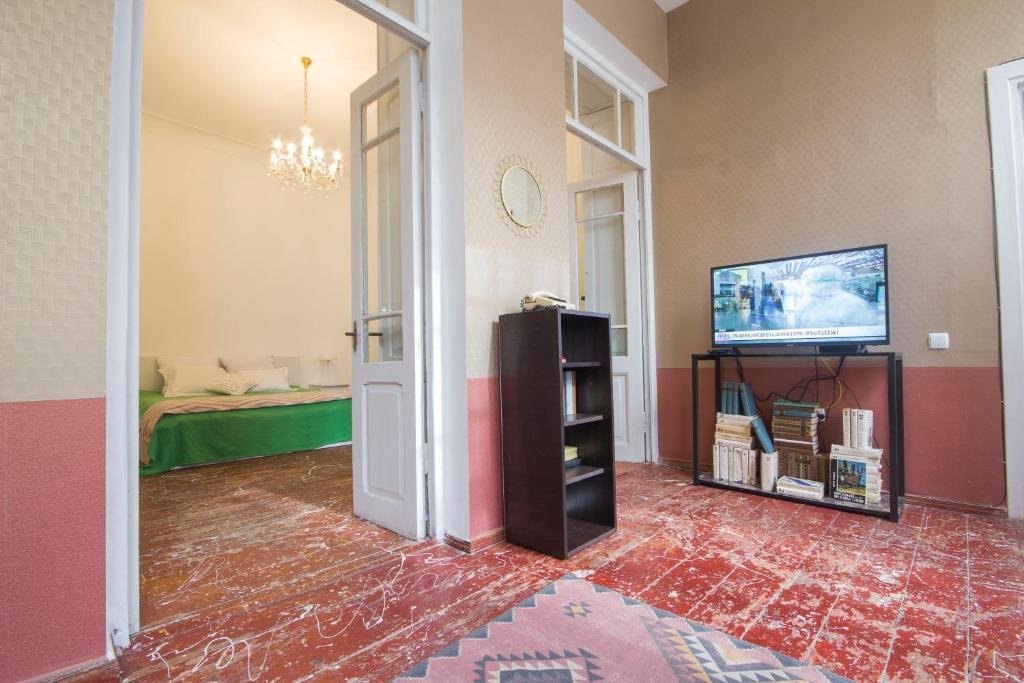Тбилиси: Proper Apartments Art House
