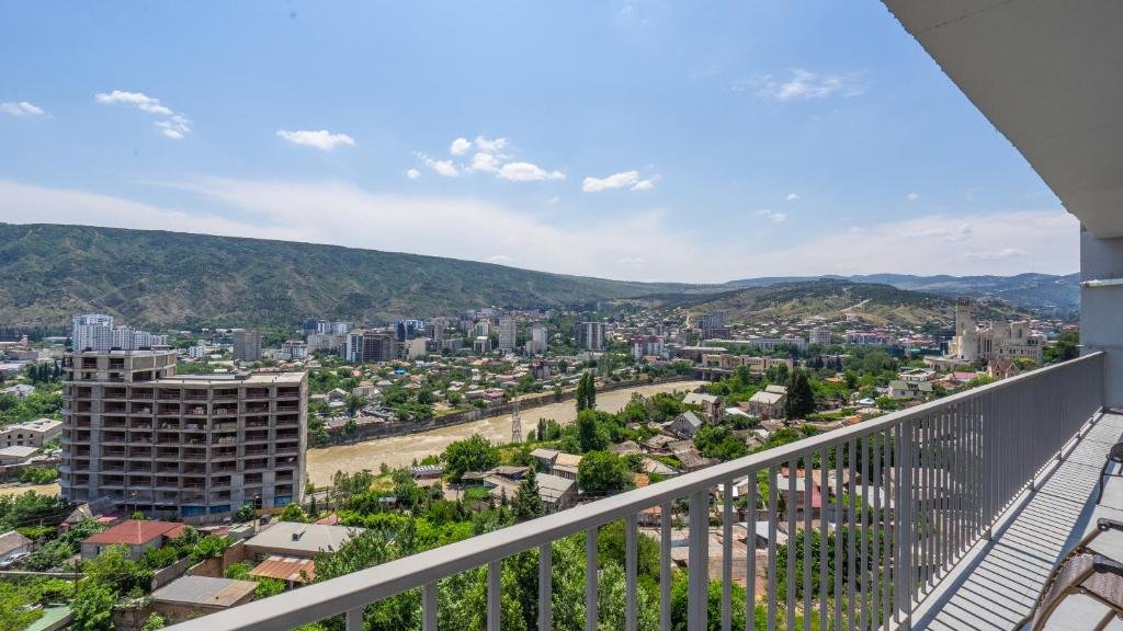 Тбилиси: Proper Apartments Modern Apartment in Avlabari
