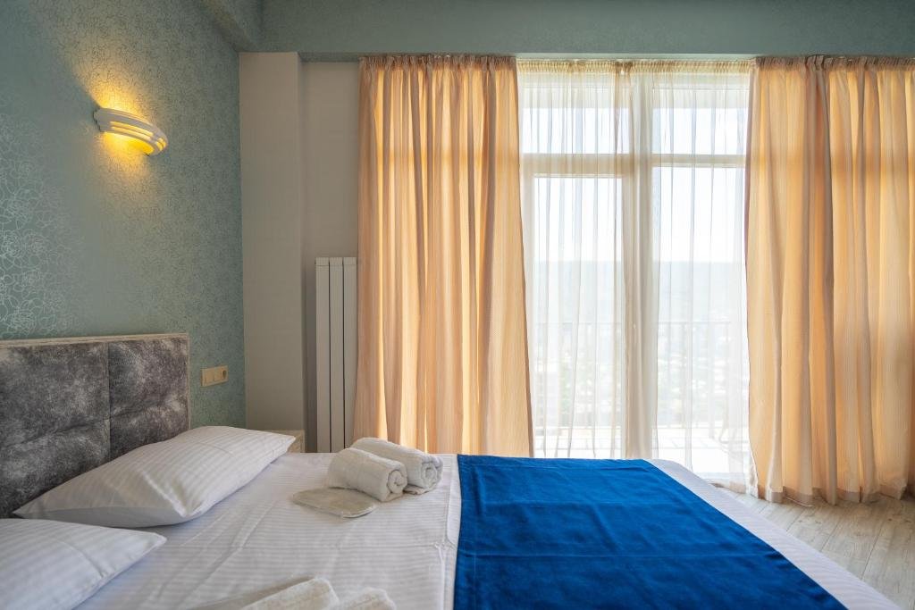 Тбилиси: Proper Apartments Modern Apartment in Avlabari